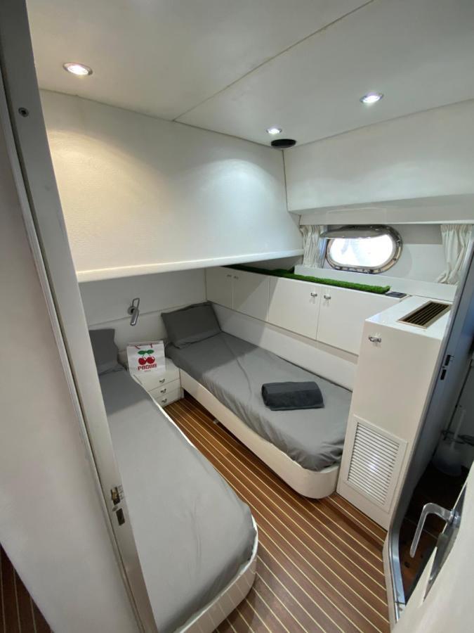 Barco Muy Romantico Con Parking! Sant Adrià de Besòs Exterior foto